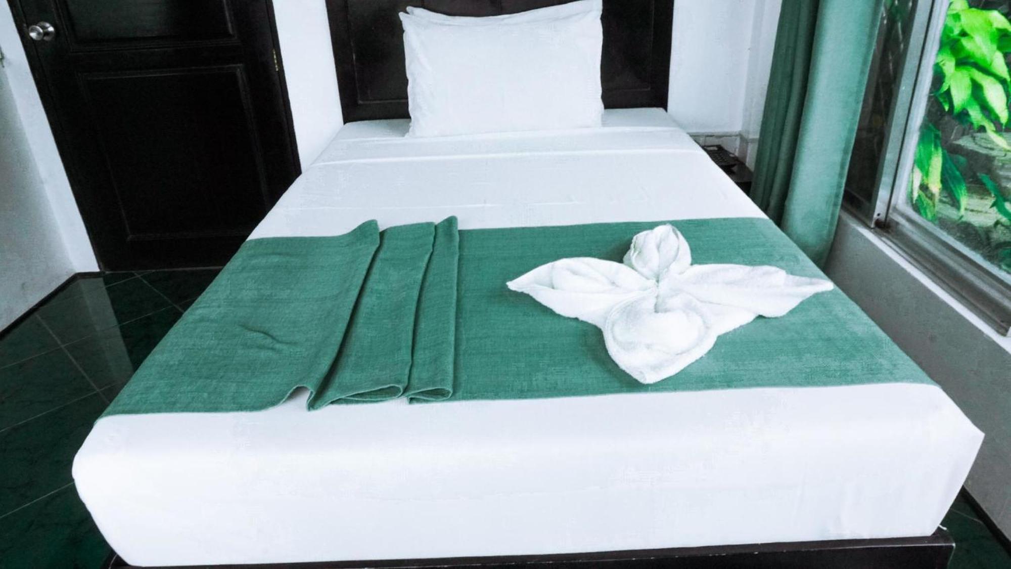 Garin Farm Pilgrimage Resort Powered By Cocotel San Joaquin Номер фото