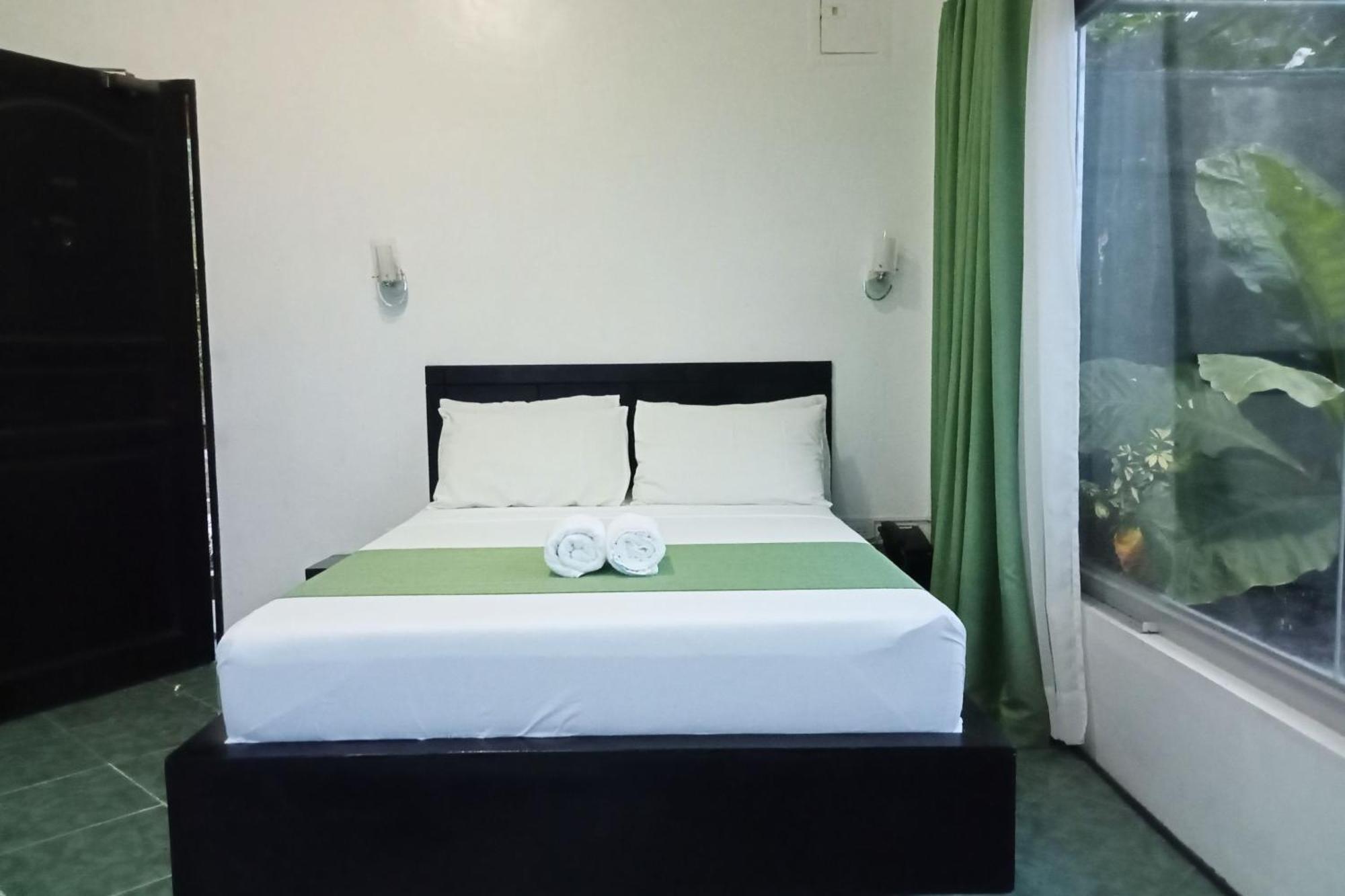 Garin Farm Pilgrimage Resort Powered By Cocotel San Joaquin Номер фото
