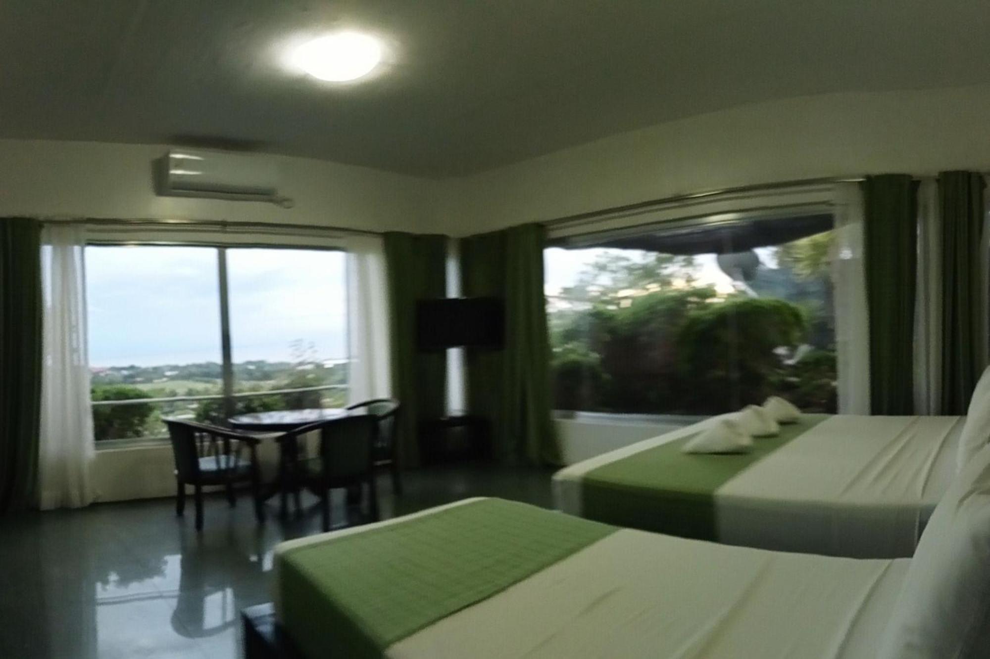 Garin Farm Pilgrimage Resort Powered By Cocotel San Joaquin Номер фото